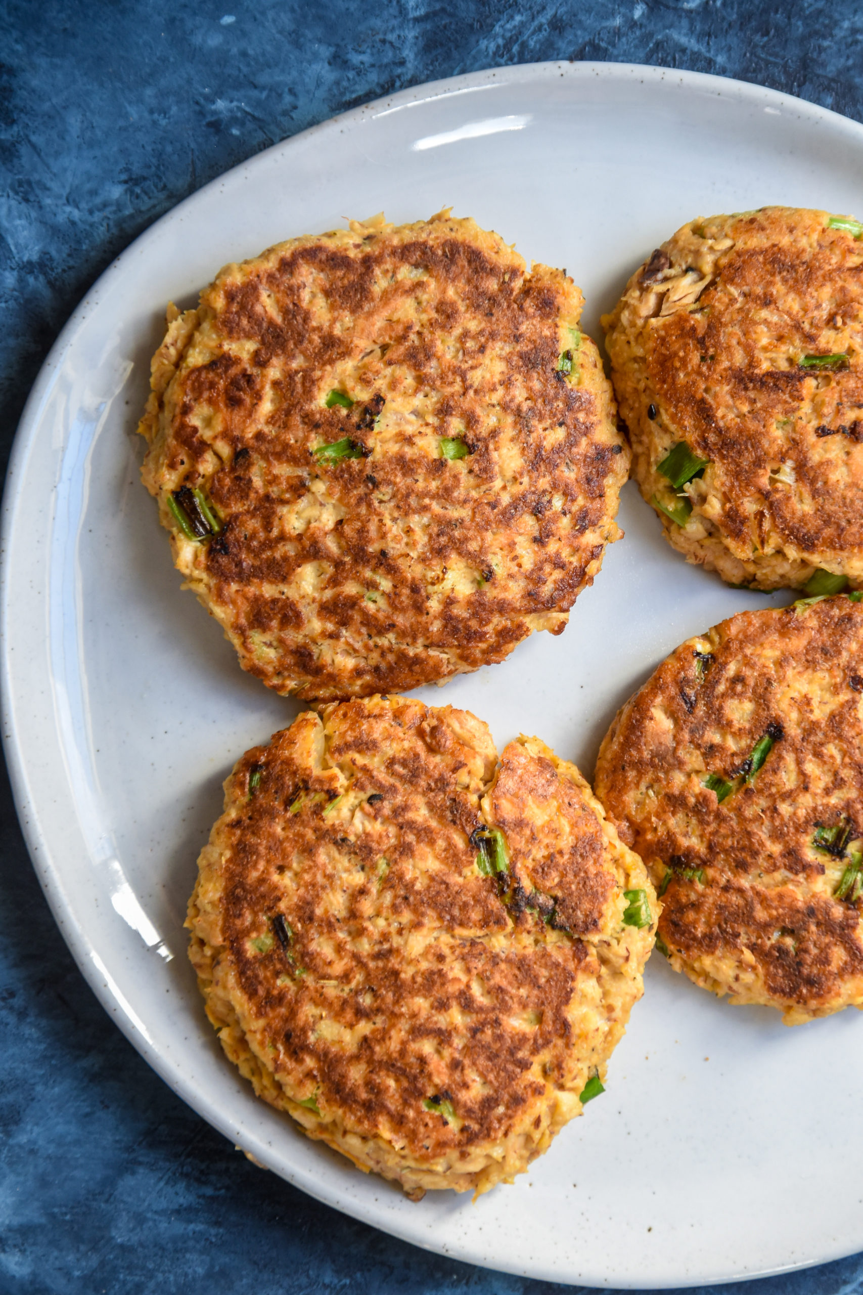 Simple Spicy Salmon Burgers - Healthy Steps Nutrition