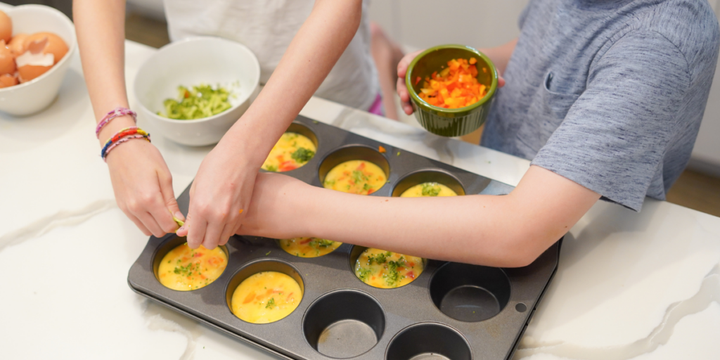 meal prepping egg muffins to work health goals